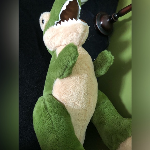 Large 20”inches Stuffed Tyrannosaurus plush dinosaur - Picture 7 of 14